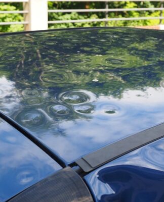 Jak wyprostować wgniecenie w plastikowym zderzaku?