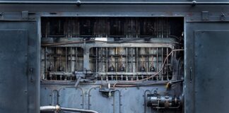 Co ile kilometrów reguluje się zawory?