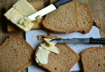 Czy smarować blaszki klocków?