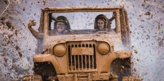 Jak usunąć nity z wahacza?