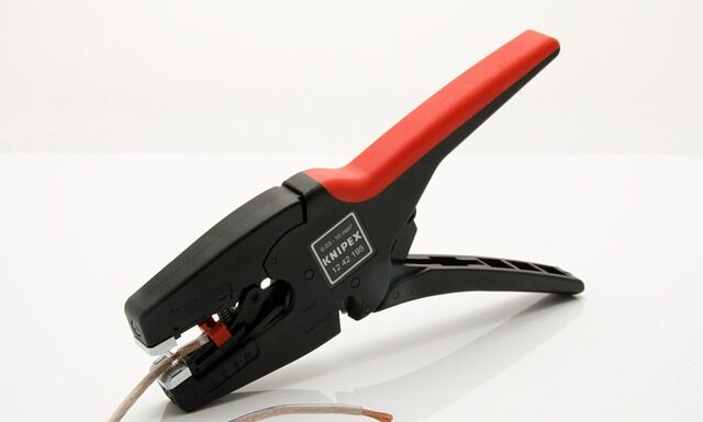 Jaki ściągacz do sworzni kupić?