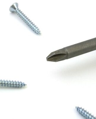 Jak odkręcić zapieczoną śrubę zacisku hamulcowego?