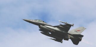 Co oznacza V16 w silniku?