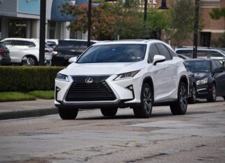 Ile kosztuje nowy Lexus?
