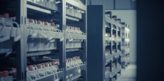 Ile lat wytrzyma akumulator w samochodzie elektrycznym?