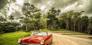 Jak uruchomić samochód krok po kroku?