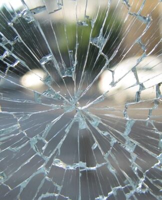 Po czym poznać że szyba jest hartowana?