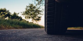 Która opona lewa która prawa?