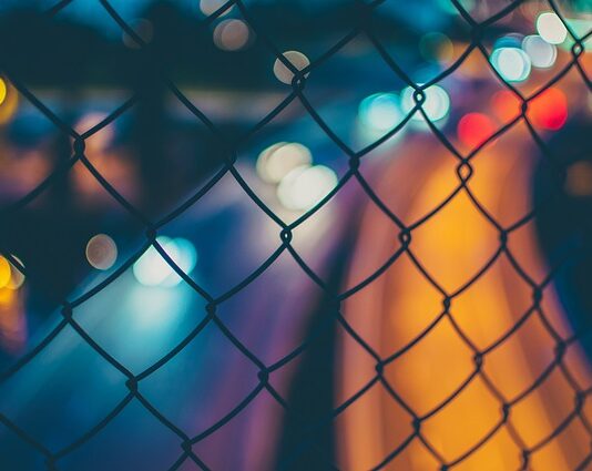 Z czego są przewody hamulcowe?