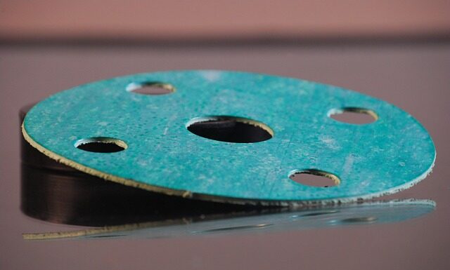 Z czego zrobić uszczelkę do rury wydechowej?