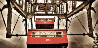 Czym czyścić kabinę prysznicową szklaną z powłoka?