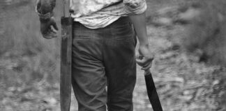 Czy można Bronic się maczeta?