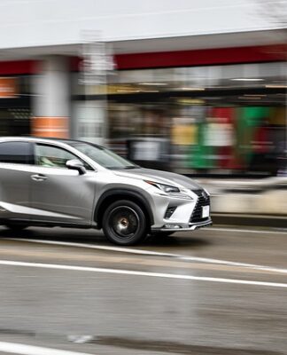 Czy warto kupić Lexusa ES?