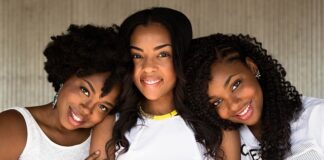 Który jest lepszy GPS TomTom czy Garmin?