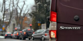 Co zrobić z autem po gradobiciu?