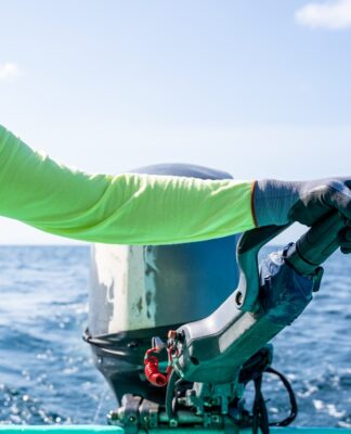 Czym charakteryzować powinien się dobry silnik elektryczny zaburtowy