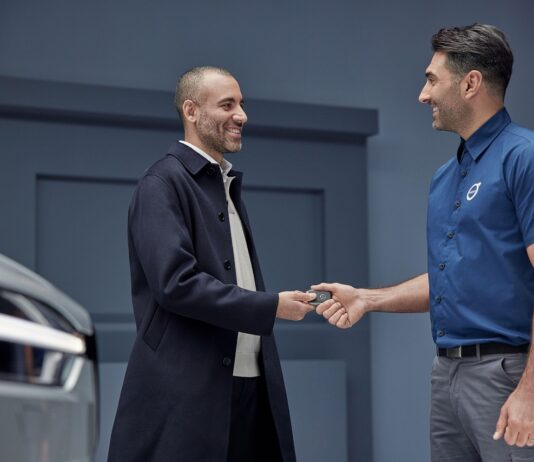 Na co zwrócić uwagę przy zakupie nowego samochodu z salonu? Na co zwrócić uwagę przy zakupie nowego samochodu z salonu